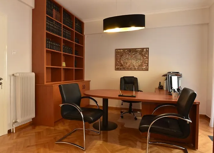 A&F Leisure And Business, Kolonaki